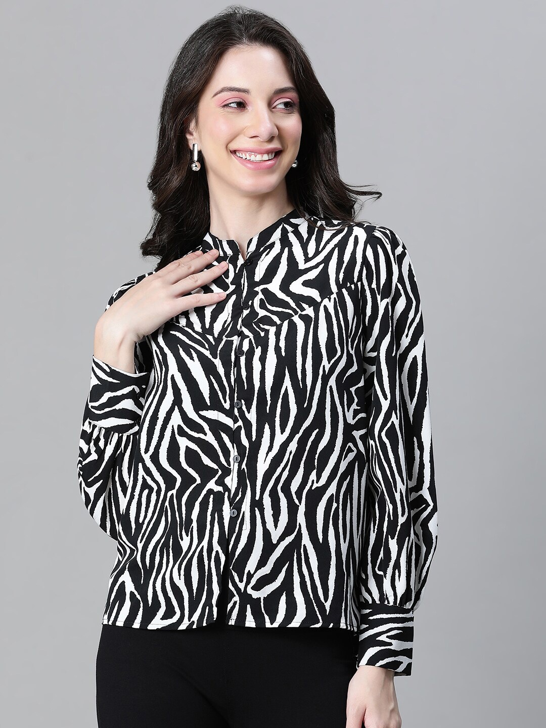 

Oxolloxo Super Animal Printed Mandarin Collar Gathers Satin Casual Shirt, Black