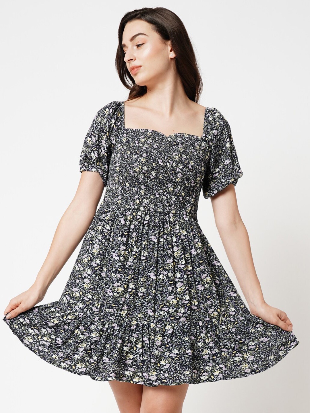 

ONLY Floral Printed Puff Sleeves Sweetheart Neck Smocked Flounce Fit & Flare Dress, Black