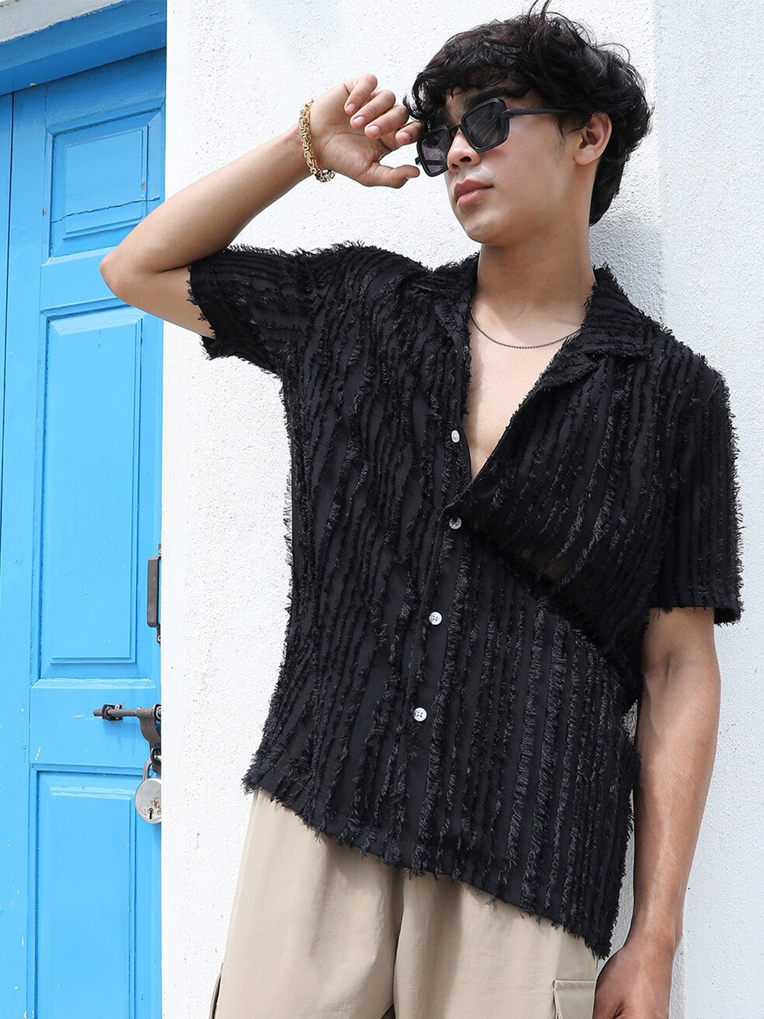 

Campus Sutra Classic Self Design Casual Shirt, Black