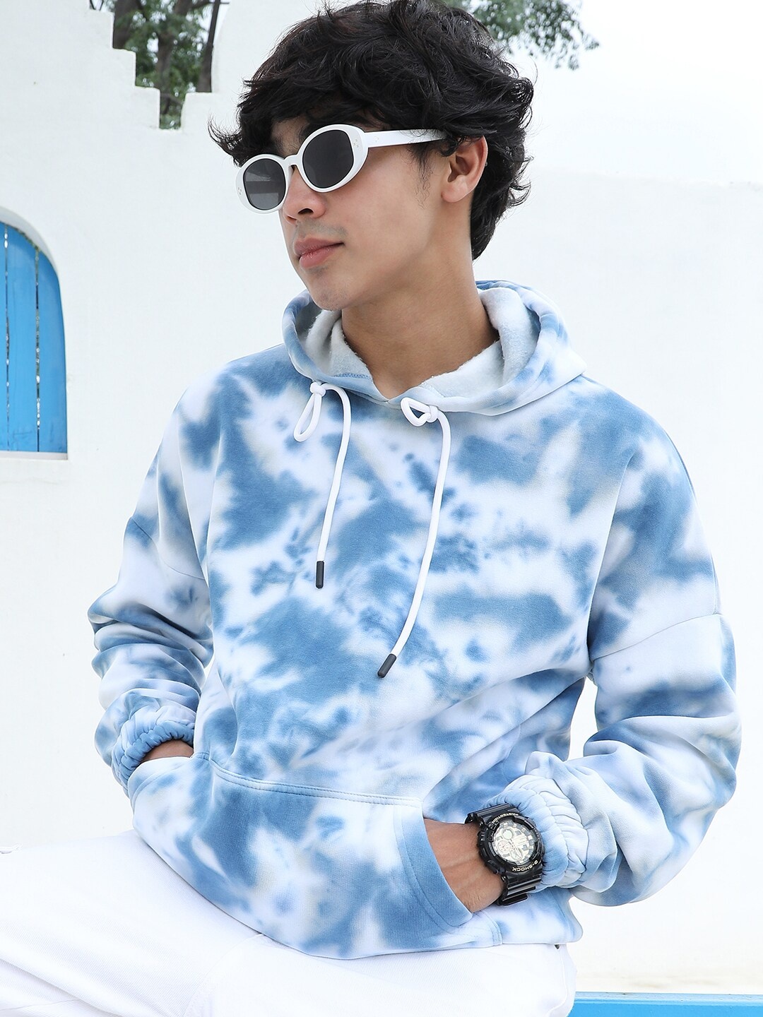 

Campus Sutra Tie & Dye Printed Hooded Cotton Pullover Sweatshirt, White