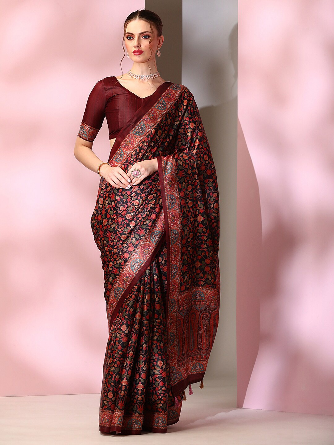 

Mitera Floral Printed Bagh Saree, Black