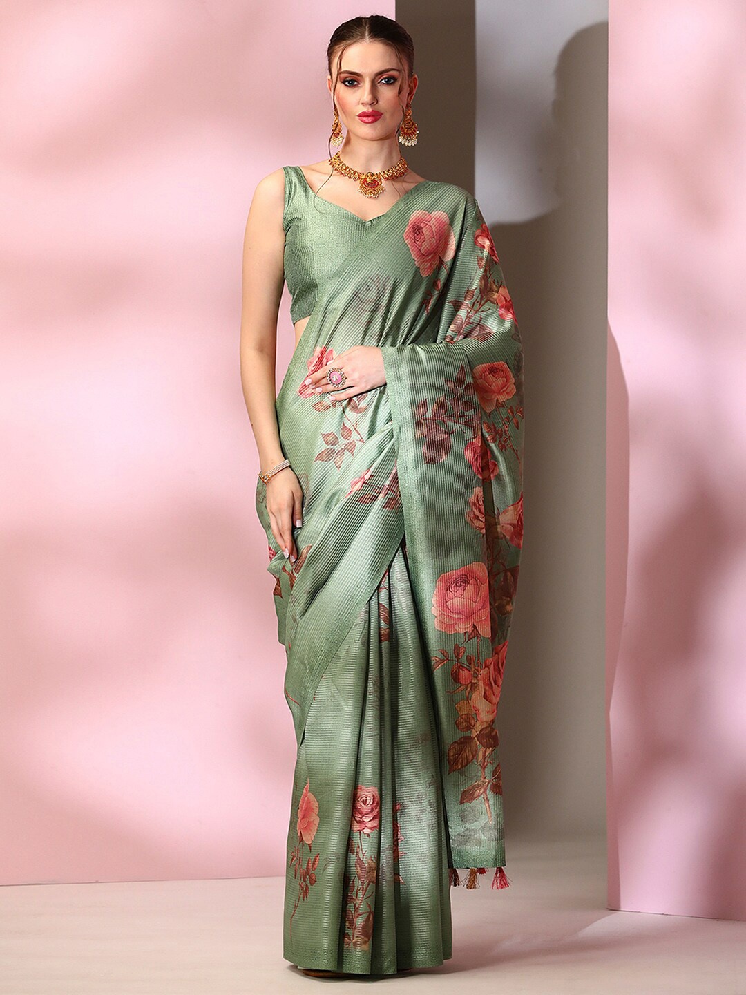 

Mitera Sea Green Floral Printed Bagru Saree