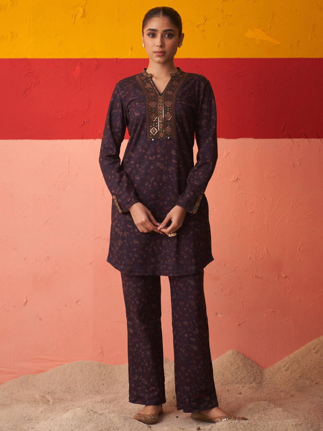 

Lakshita Ethnic Motifs Printed Mandarin Collar Sequinned Regular Wool Kurta With Trouser, Purple