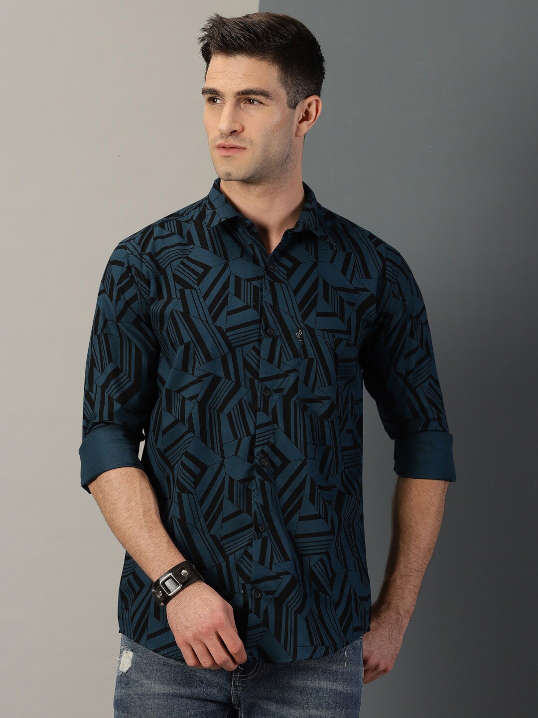 

Rodzen Geometric Printed Classic Regular Fit Cotton Casual Shirt, Blue