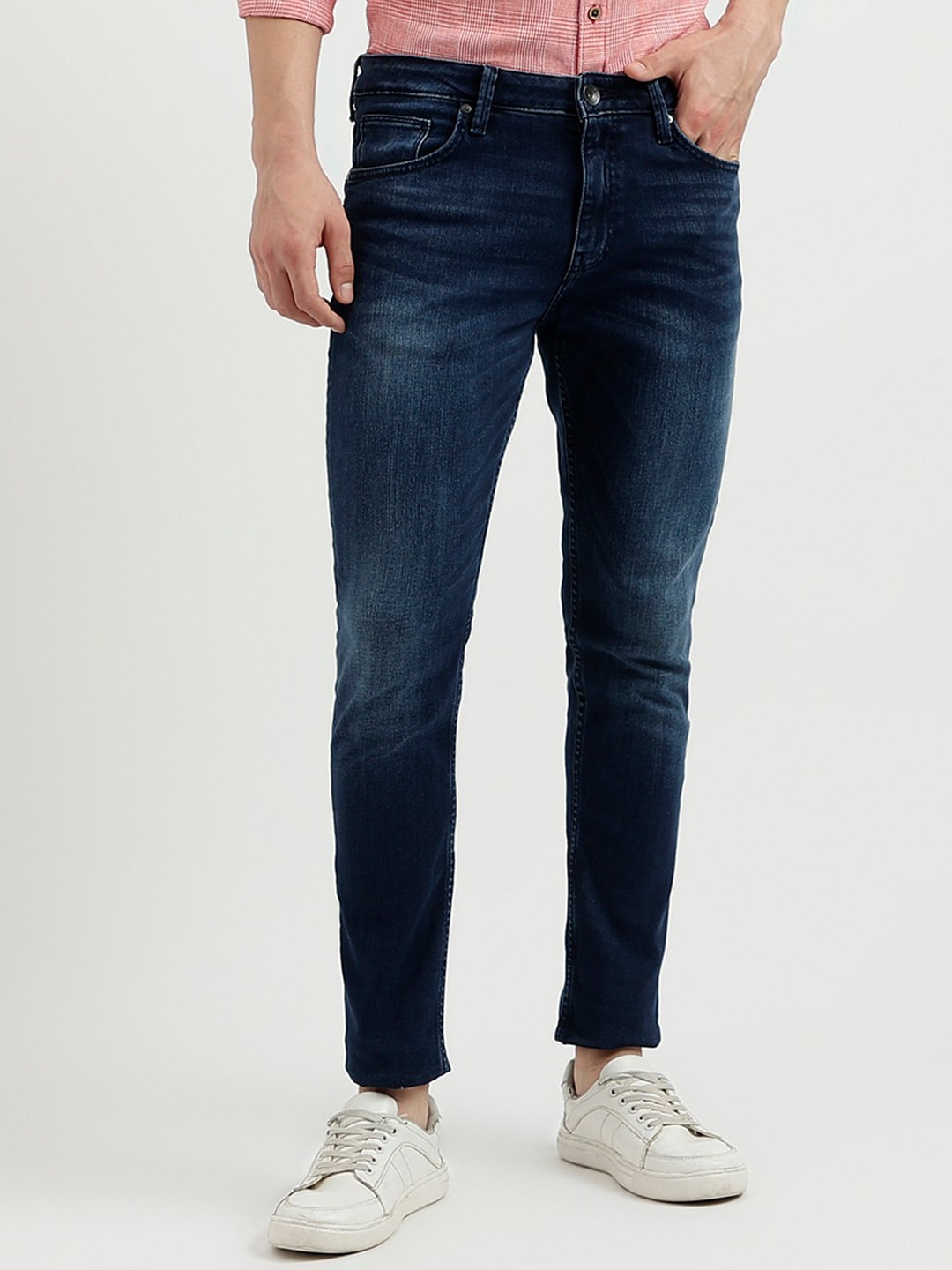 

United Colors of Benetton Men Tapered Fit Clean Look Pure Cotton Jeans, Blue