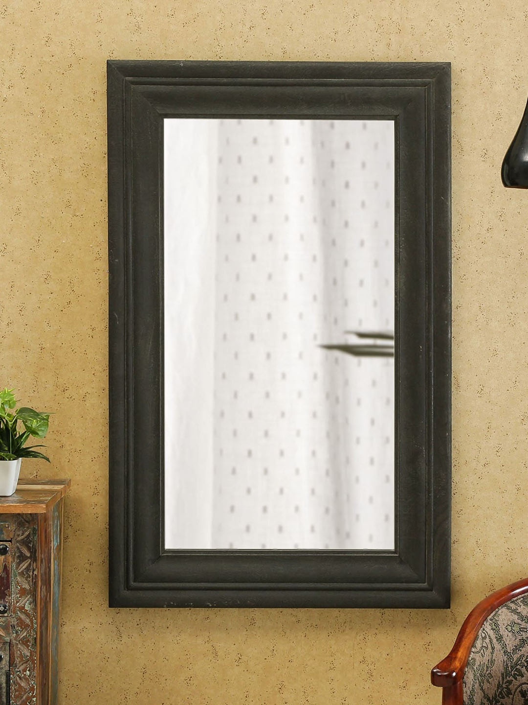 

Artisans Rose Black Mila Reflections Rectangular Wooden Beauty Wall Mirror