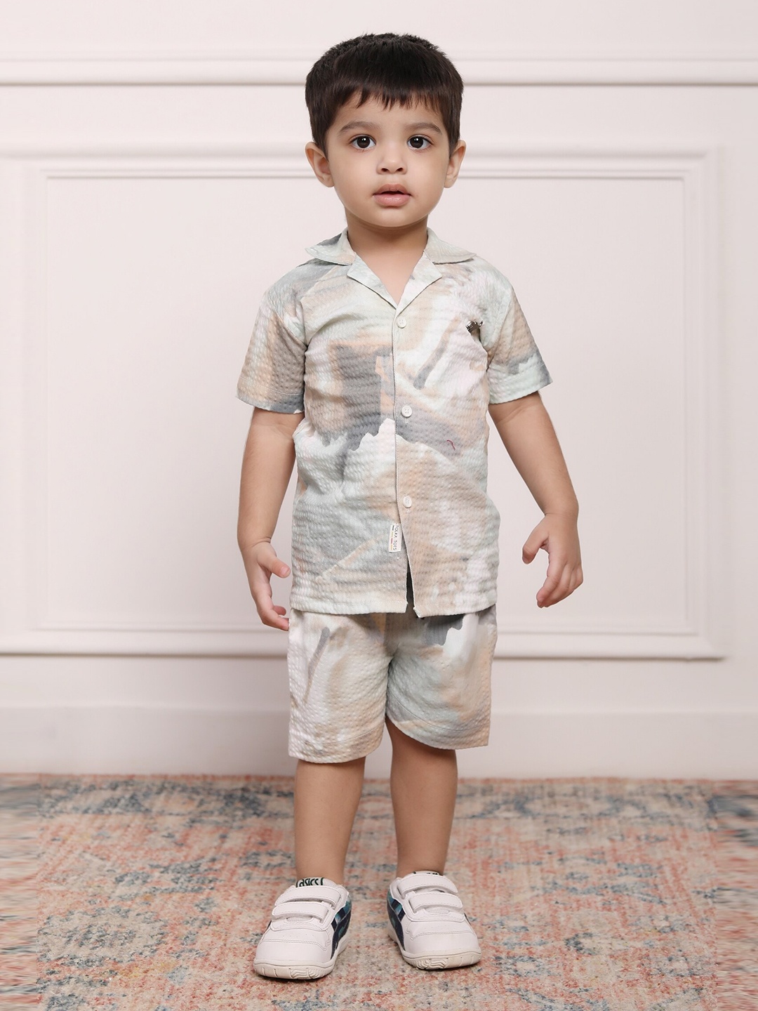 

Polka Tots Boys Printed Shirt With Shorts, White