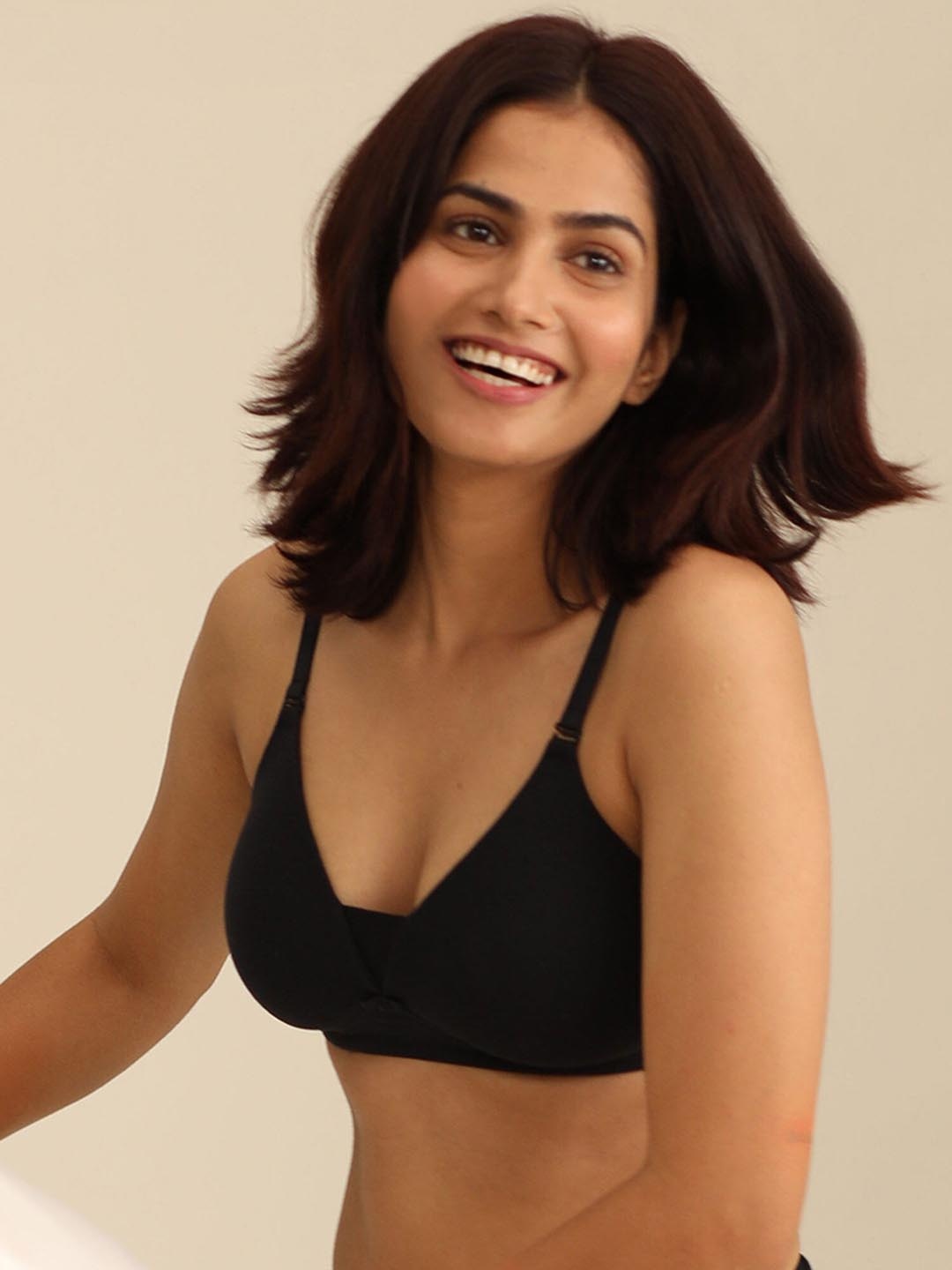 

Nykd By Nykaa Breathe Cotton Triangle Cup Padded Non Wired T-Shirt Bra NYB003, Black