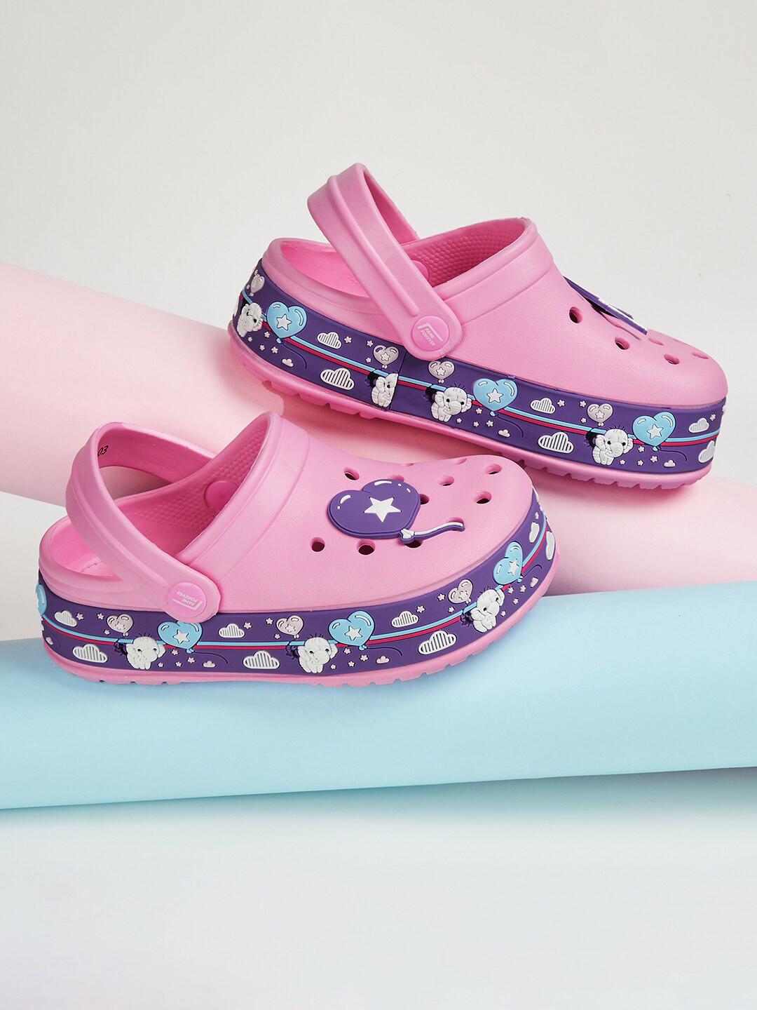 

Fame Forever by Lifestyle Girls Printed Clogs, Pink