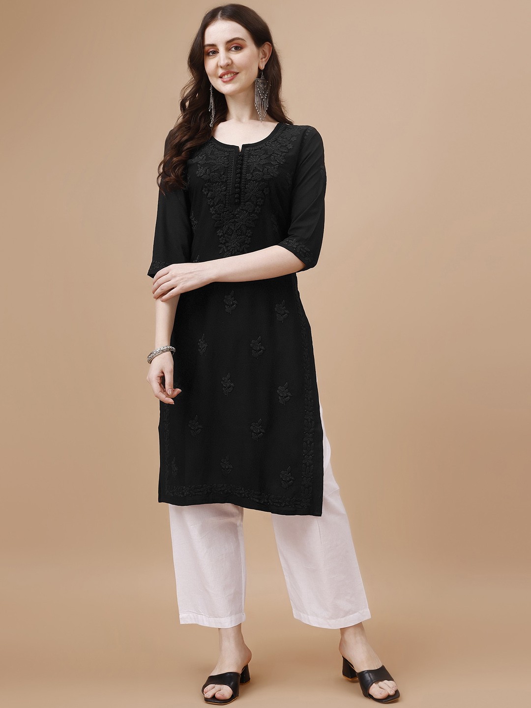 

SAZRIKA Floral Embroidered Straight Kurta, Black