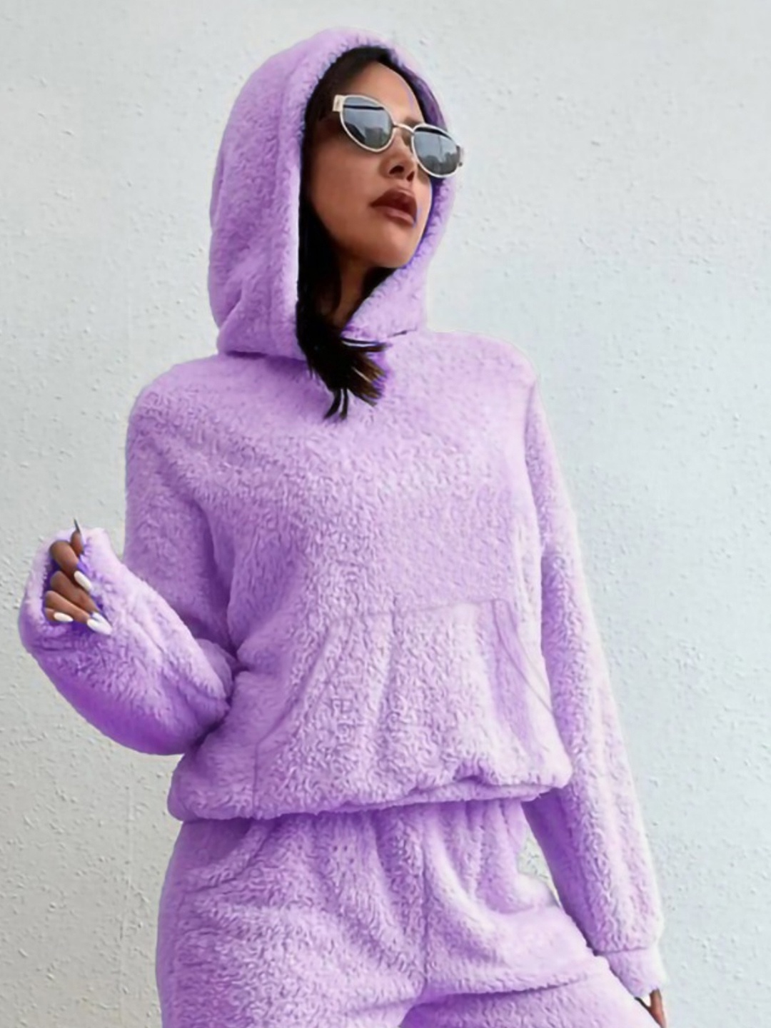 

The Dry State Lavender Hooded Pullover Sweatshirt