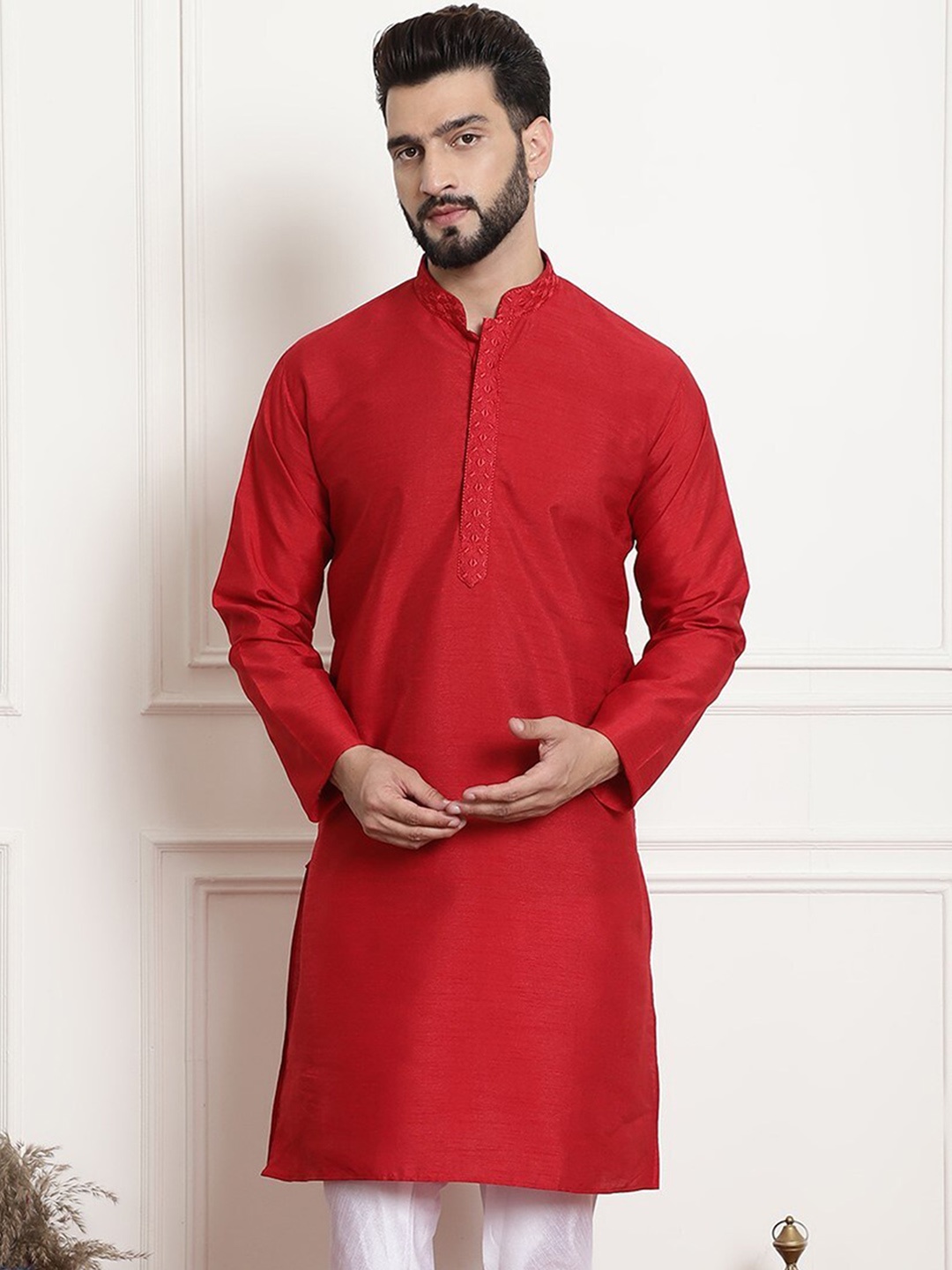 

Armaan Ethnic Mandarin Collar Straight Kurta, Red