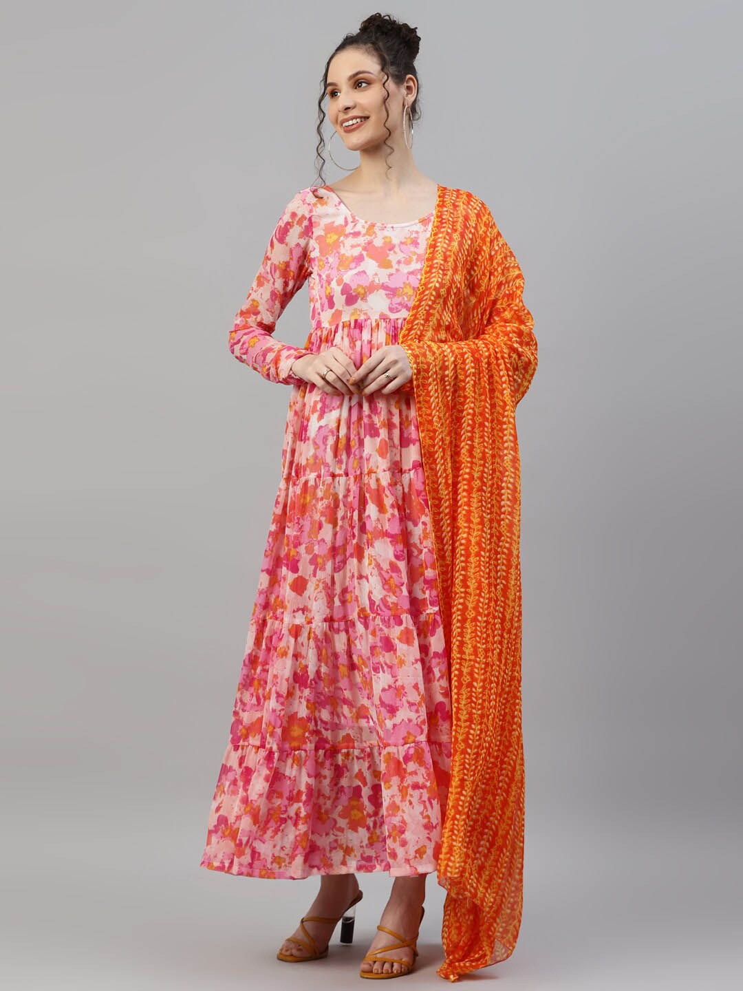 

DEEBACO Floral Printed Long Sleeves Chiffon Tiered Maxi Dress With Dupatta, Beige