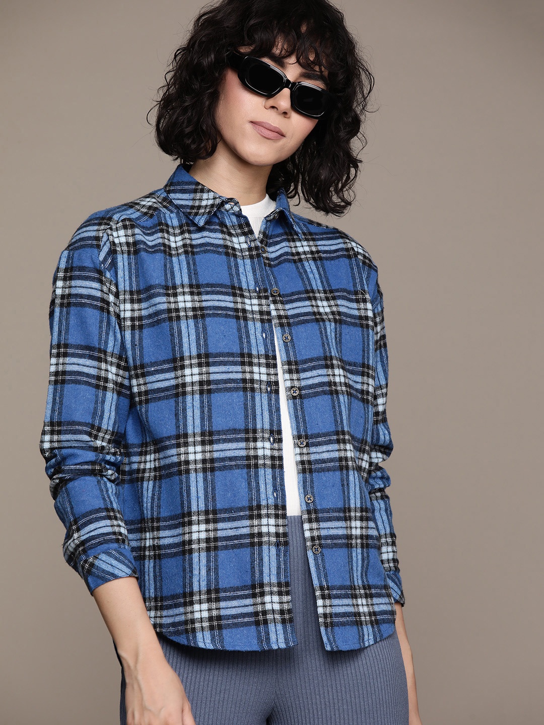 

Roadster Women Tartan Checked Cotton Casual Shirt, Blue