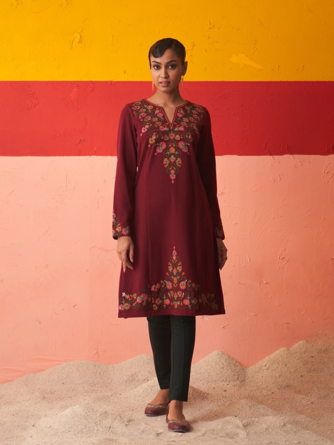 

Lakshita Floral Embroidered Sequined Wool Straight Kurta, Maroon