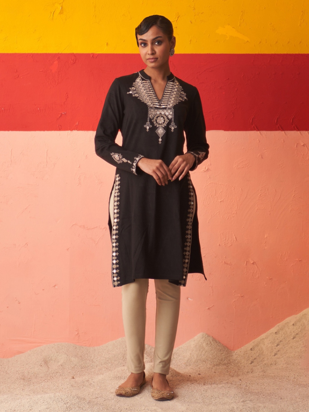 

Lakshita Ethnic Motifs Embroidered Mirror Work Woolen Straight Kurta, Black
