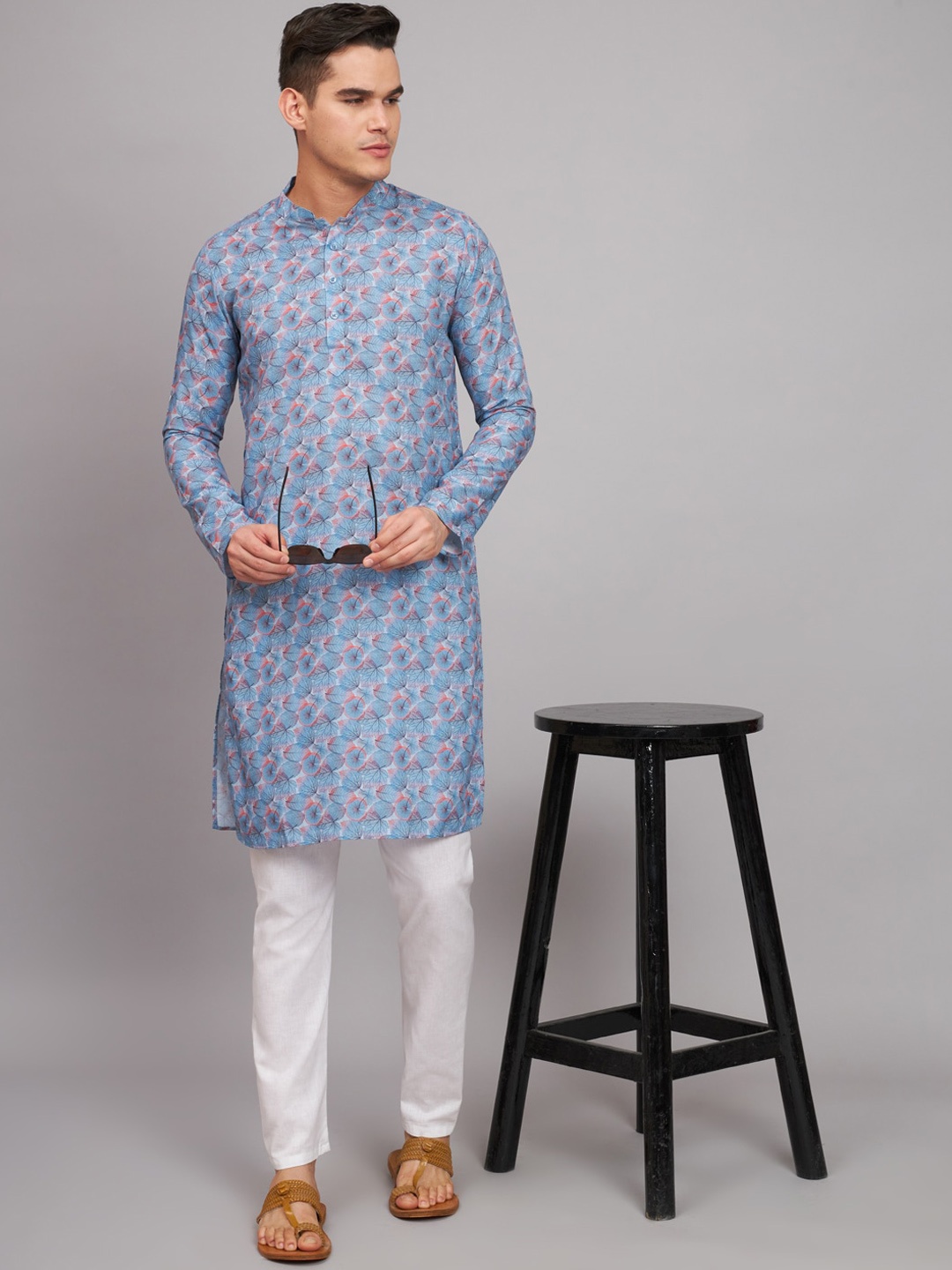 

FABDYOR Floral Printed Linen Straight Kurta, Blue