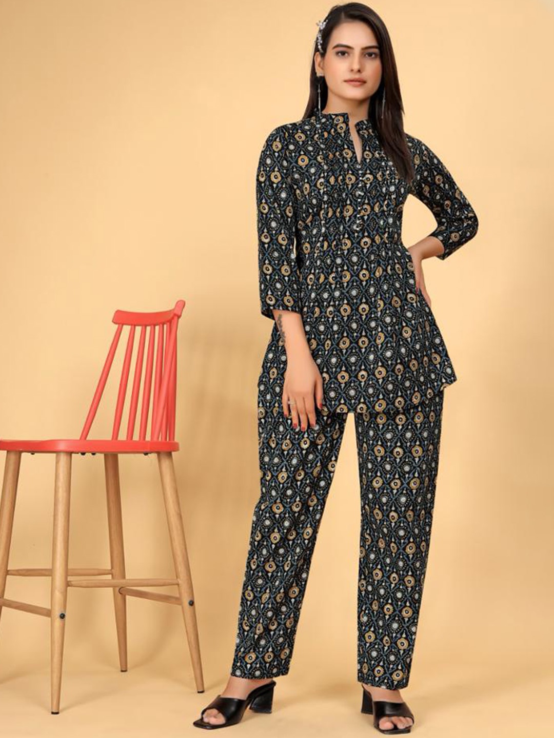 

FABDYOR Printed Mandarin Collar Pure Cotton Tunic With Trousers, Black
