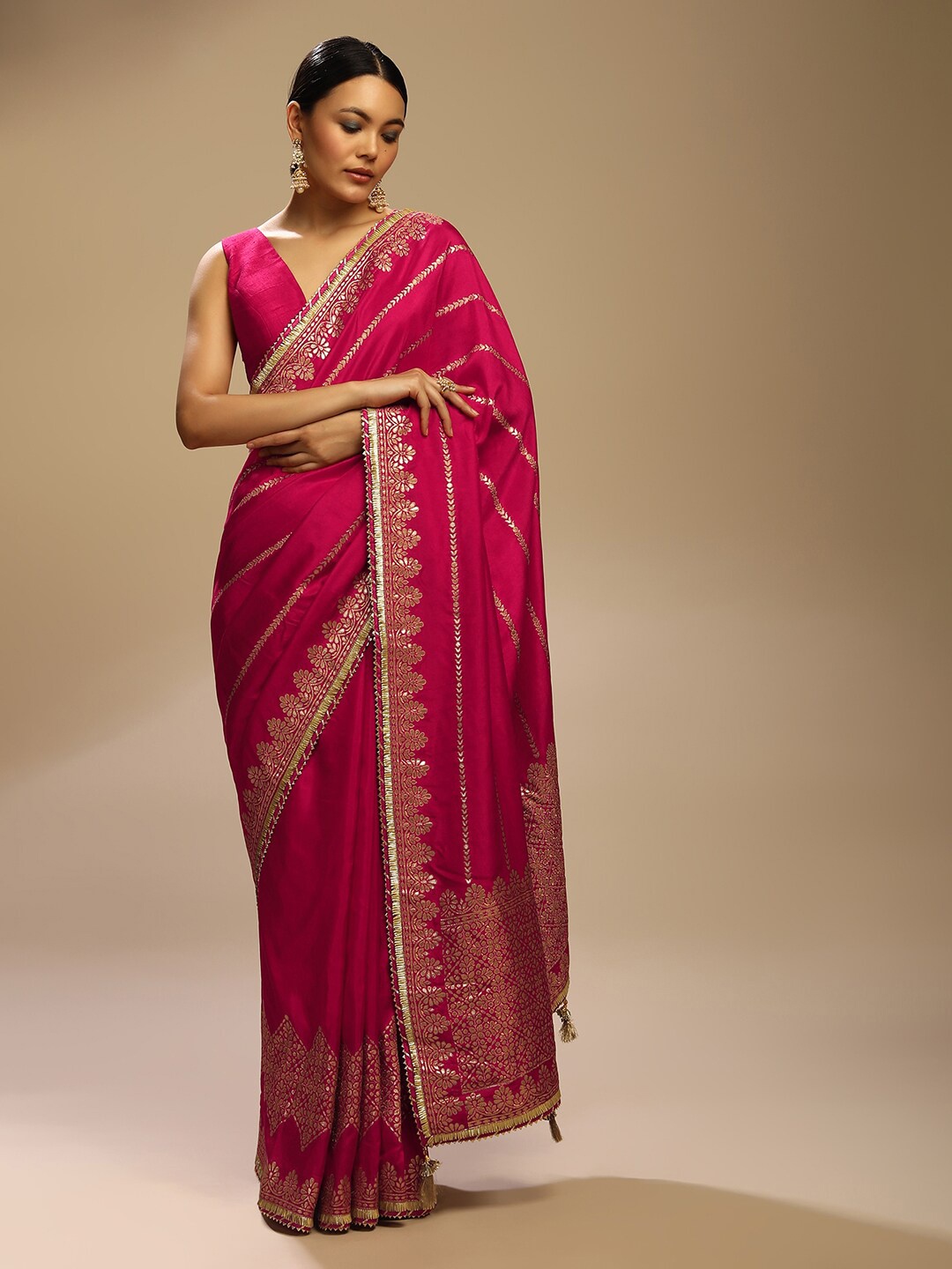 

KALKI Fashion Floral Woven Design With Gotta Patti Details Saree, Pink