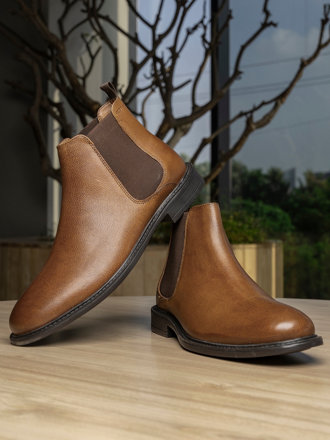 

Red Tape Men Textured Anti-Slip Ground Support Leather Mid-Top Chelsea Boots, Tan