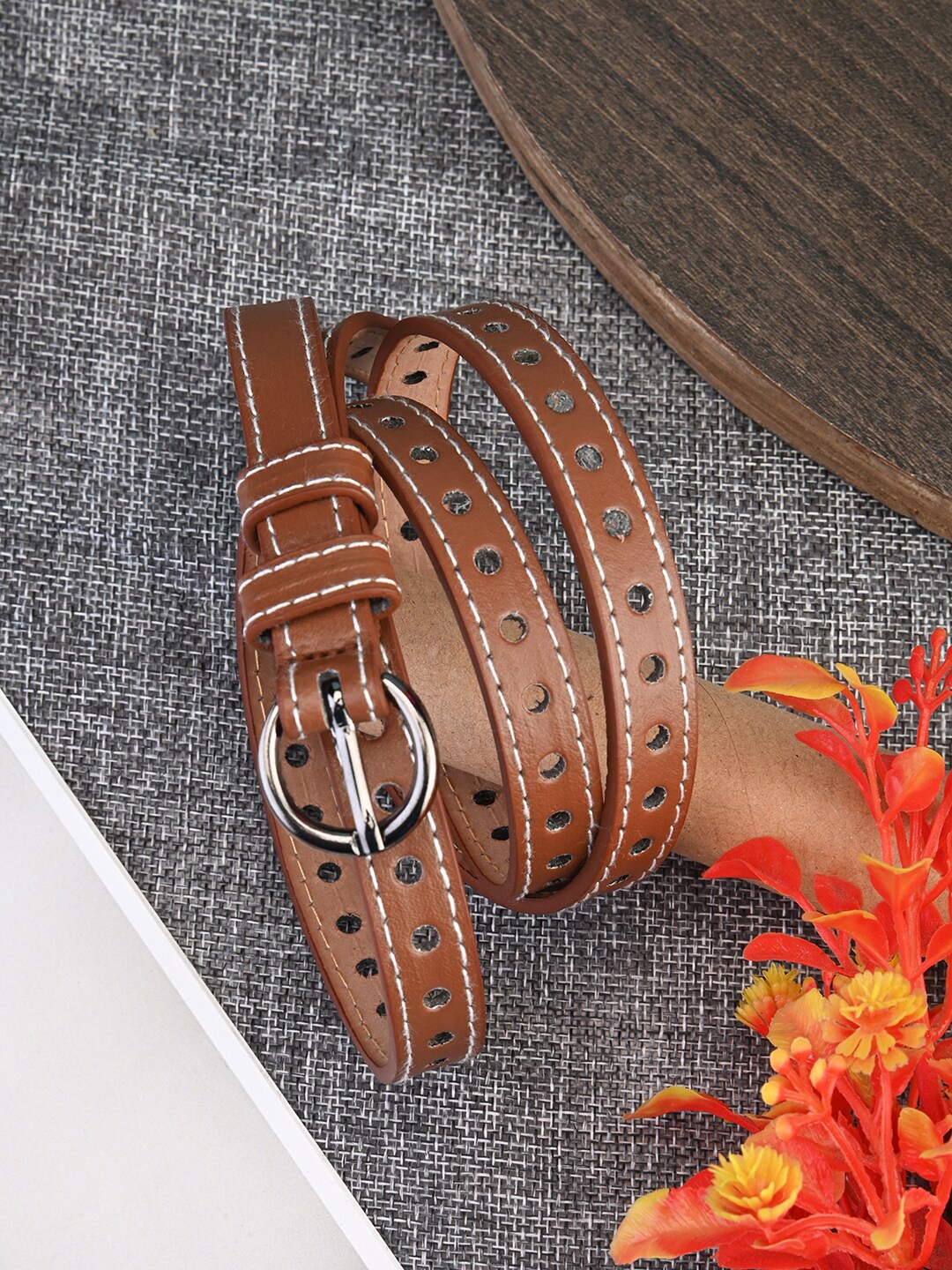 

BuckleUp Women Slim Belt, Brown