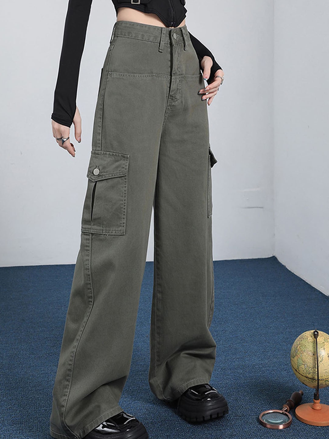 

LULU & SKY Women High-Rise Cotton Cargos Trousers, Green