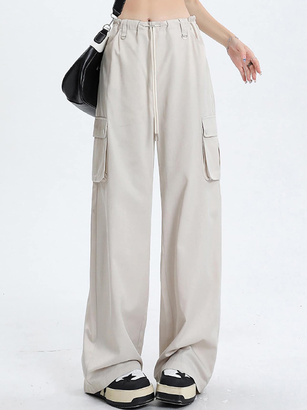 

LULU & SKY Women Straight Leg Cargos Trousers, Off white