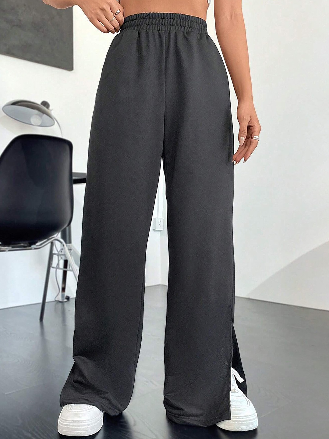 

LULU & SKY Women Mid Rise Plain Parallel Trousers With Slit Detail, Black