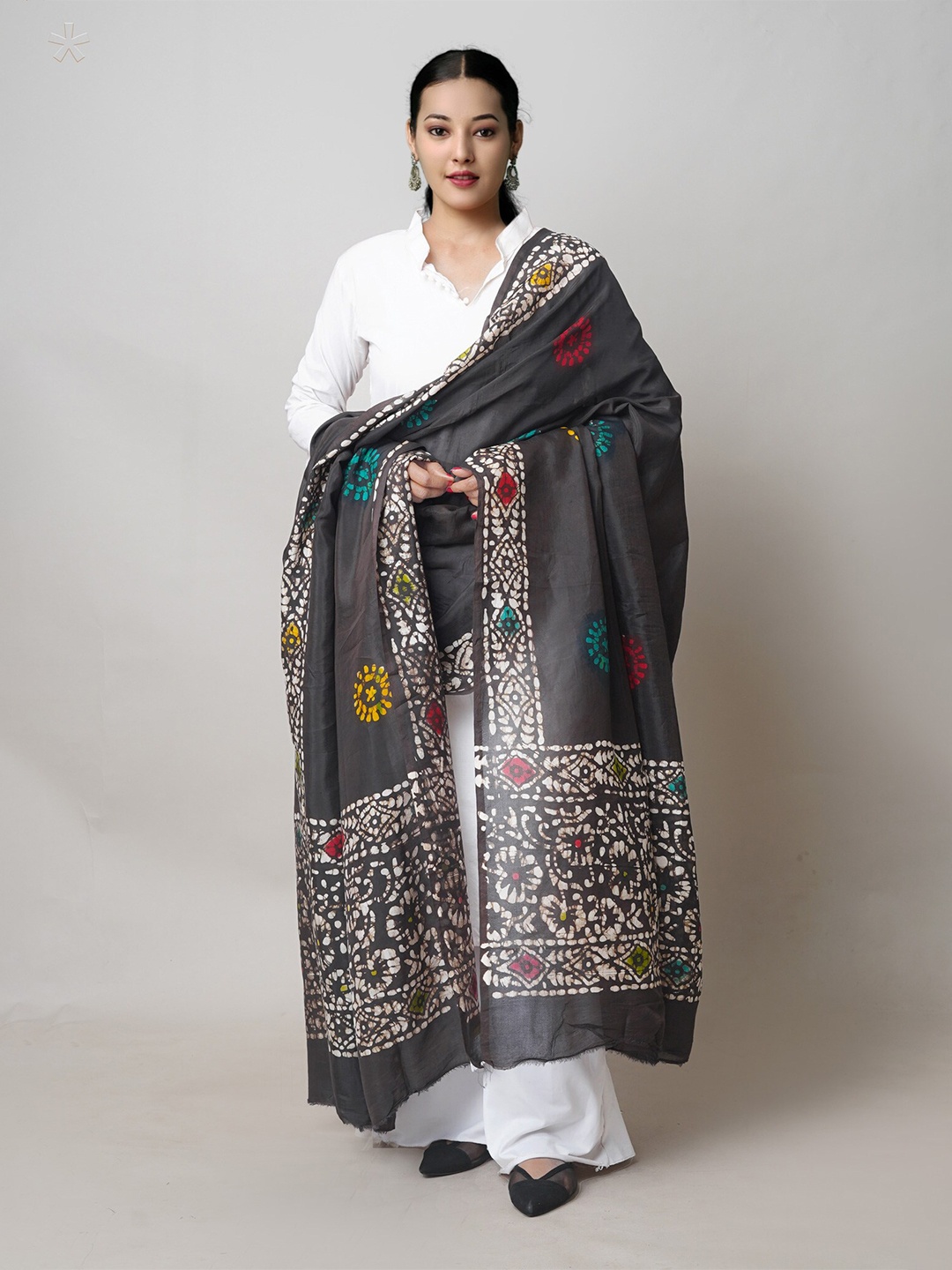 

Unnati Silks Ethnic Motifs Printed Soft Silk Batik Dupatta, Burgundy