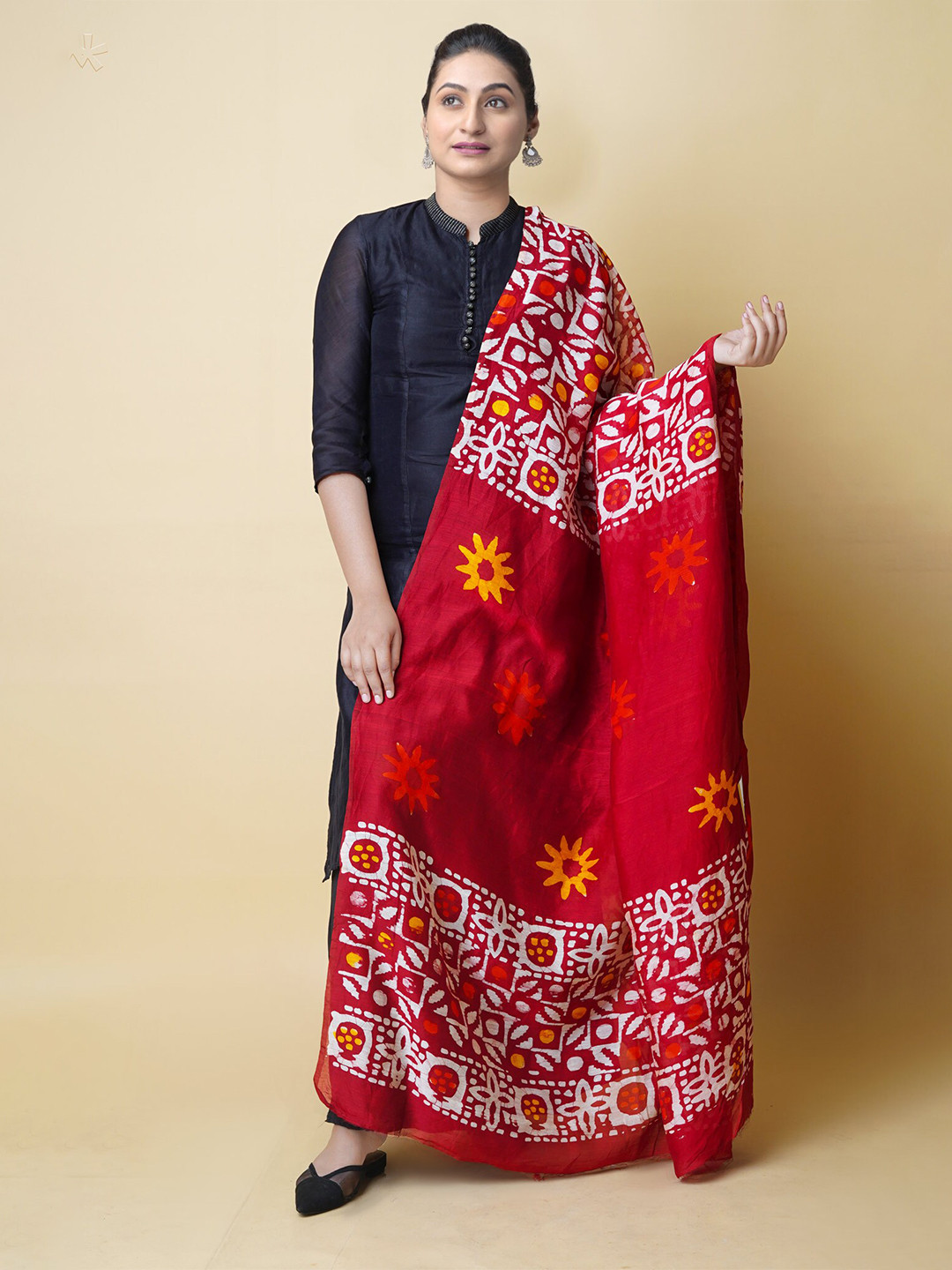 

Unnati Silks Ethnic Motifs Printed Cotton Silk Batik Dupatta, Red