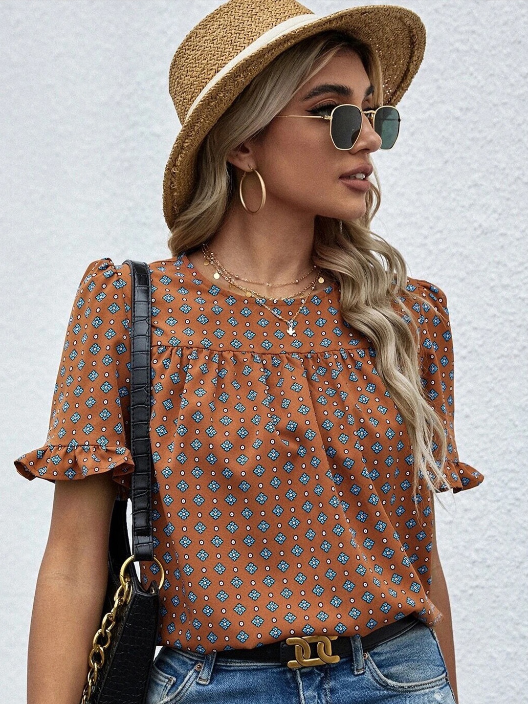 

Stylecast X Slyck Floral Printed Printed Round Neck Top, Bronze