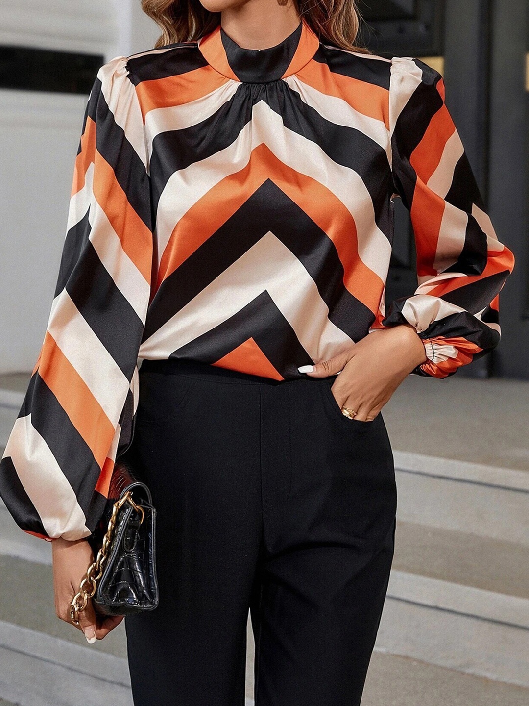 

Stylecast X Slyck Geometric Printed Puff Sleeves Top, Black