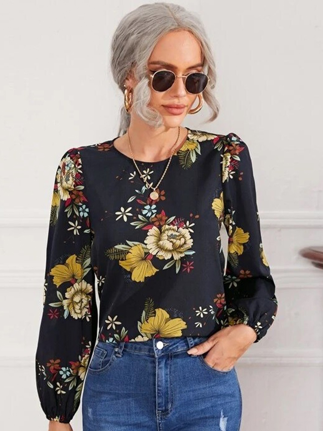 

Stylecast X Slyck Floral Printed Regular Top, Black