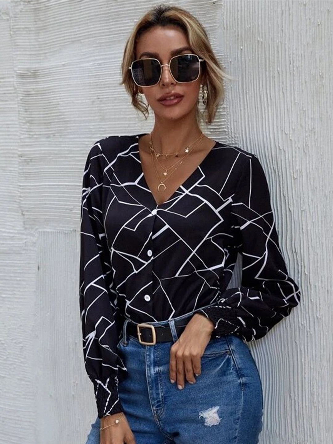 

Stylecast X Slyck Abstract Printed V-Neck Shirt Style Top, Black