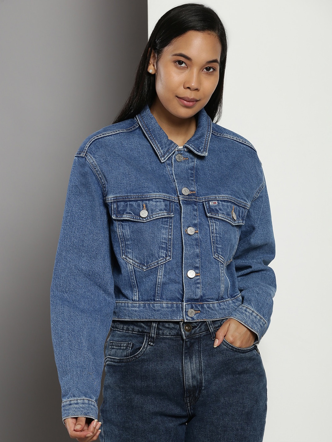 

Tommy Hilfiger Spread Collar Long Sleeves Cotton Denim Jacket, Blue
