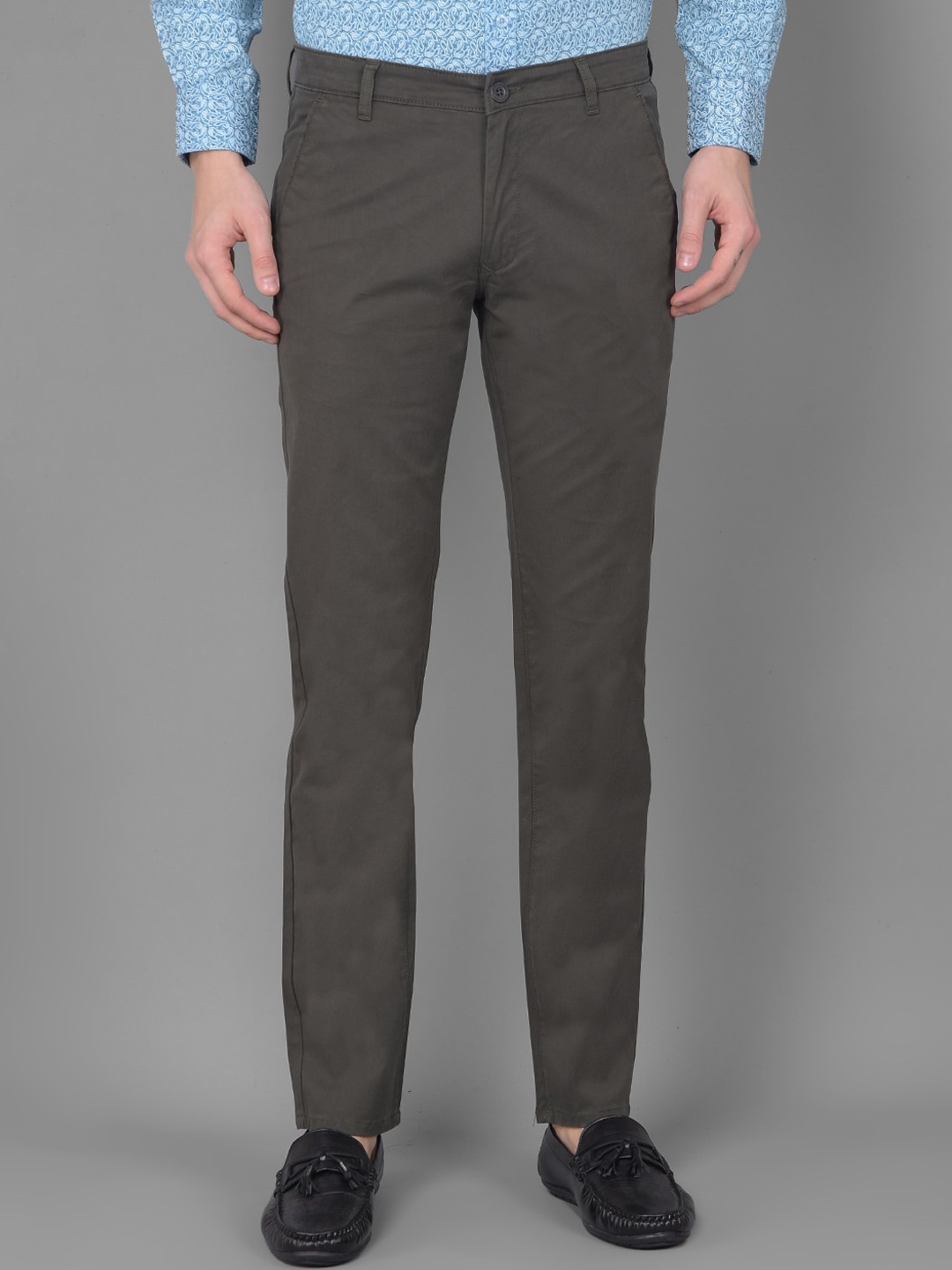 

Canary London Men Smart Slim Fit Mid-Rise Wrinkle Free Cotton Chinos, Olive