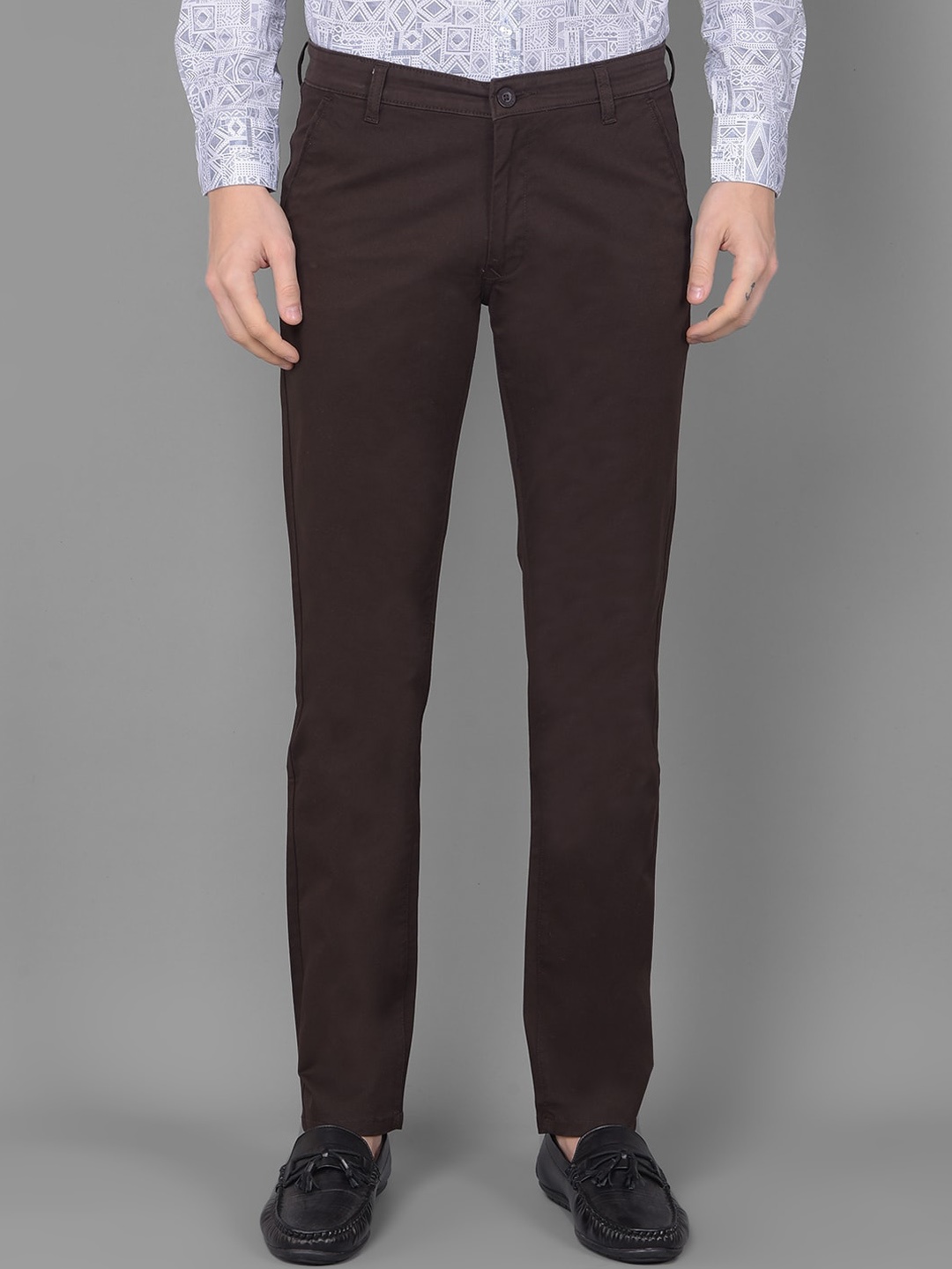 

Canary London Men Smart Slim Fit Mid-Rise Wrinkle Free Cotton Chinos, Brown