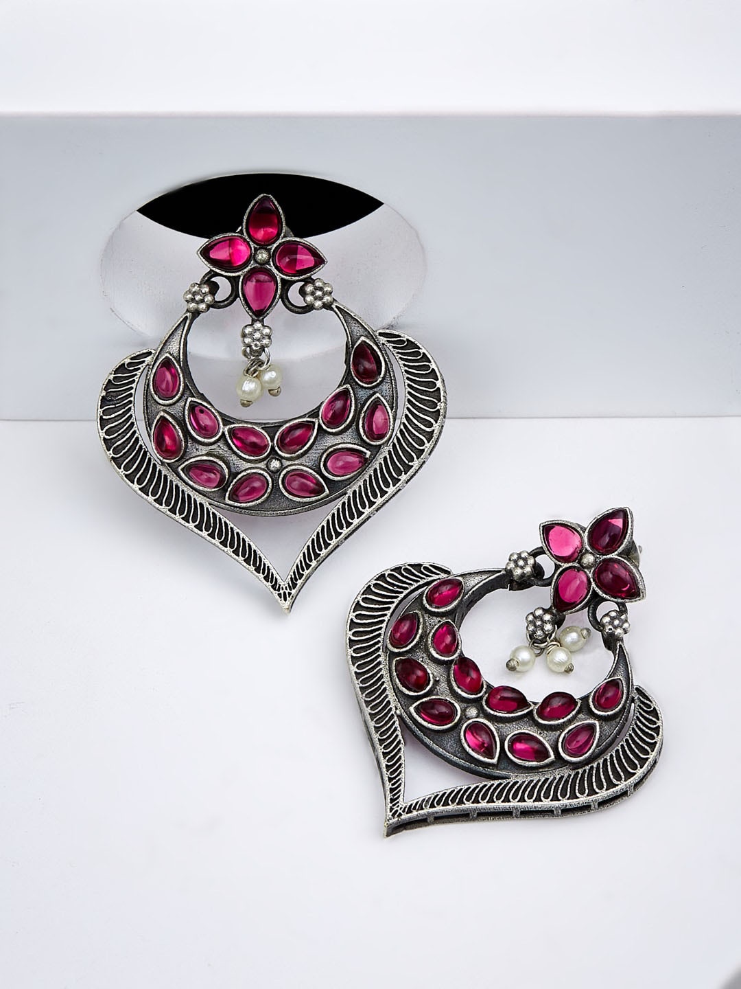 

ATIBELLE Silver-Plated Contemporary Chandbalis