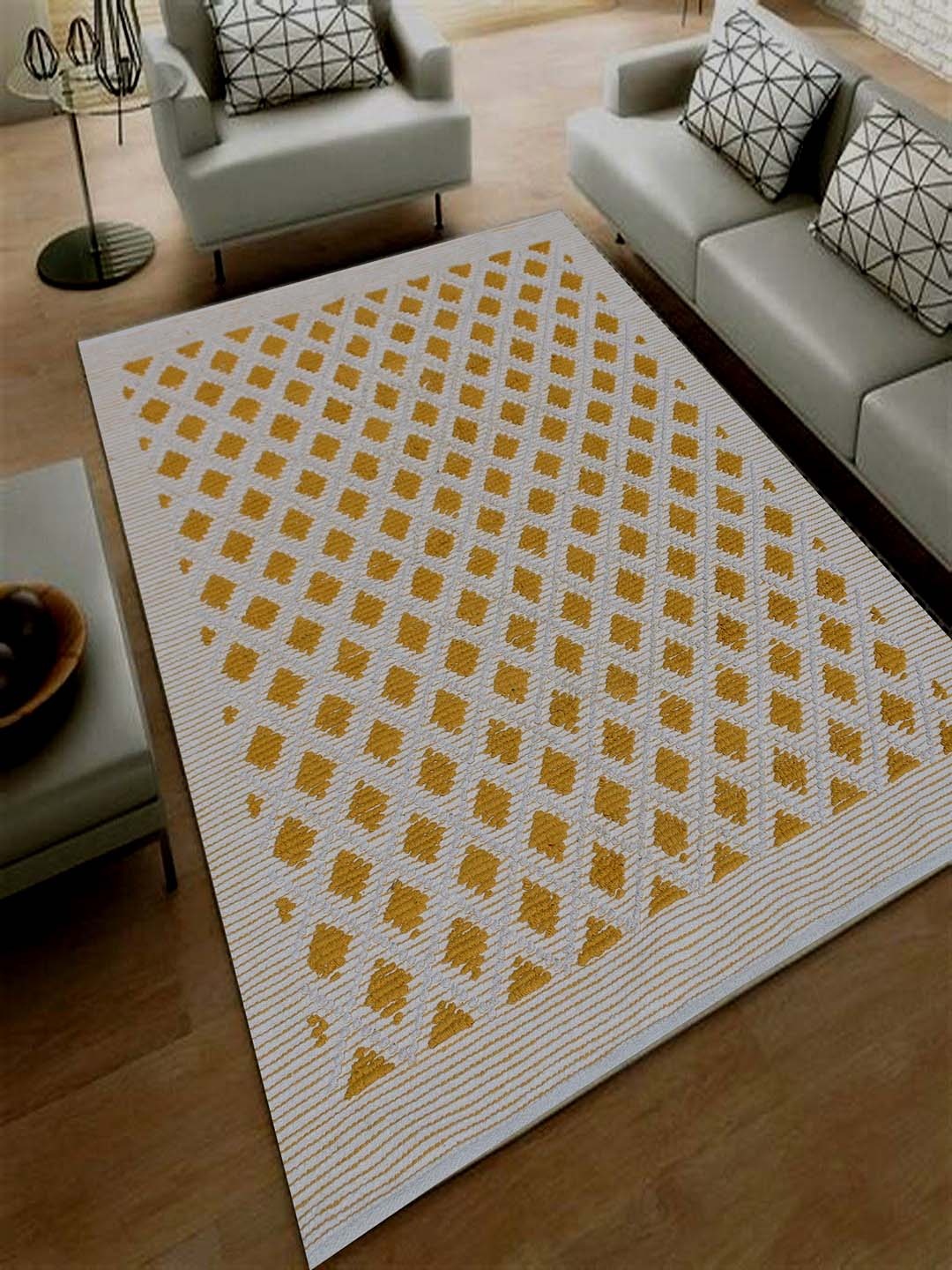 

MRIC Gold-Toned White Geometric Cotton Carpet