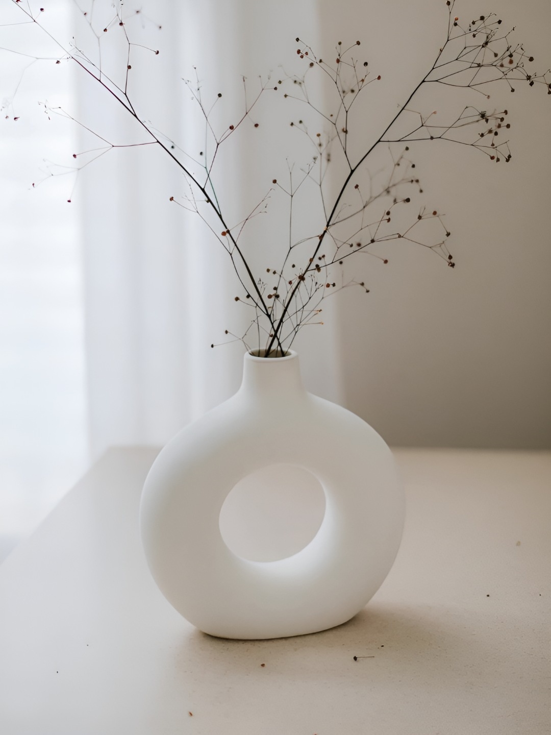 

Farkraft White Ceramic Pampas Grass Vase