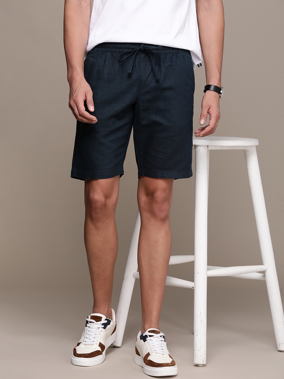 

Nautica Men Linen Cotton Slim Fit Regular Shorts, Navy blue