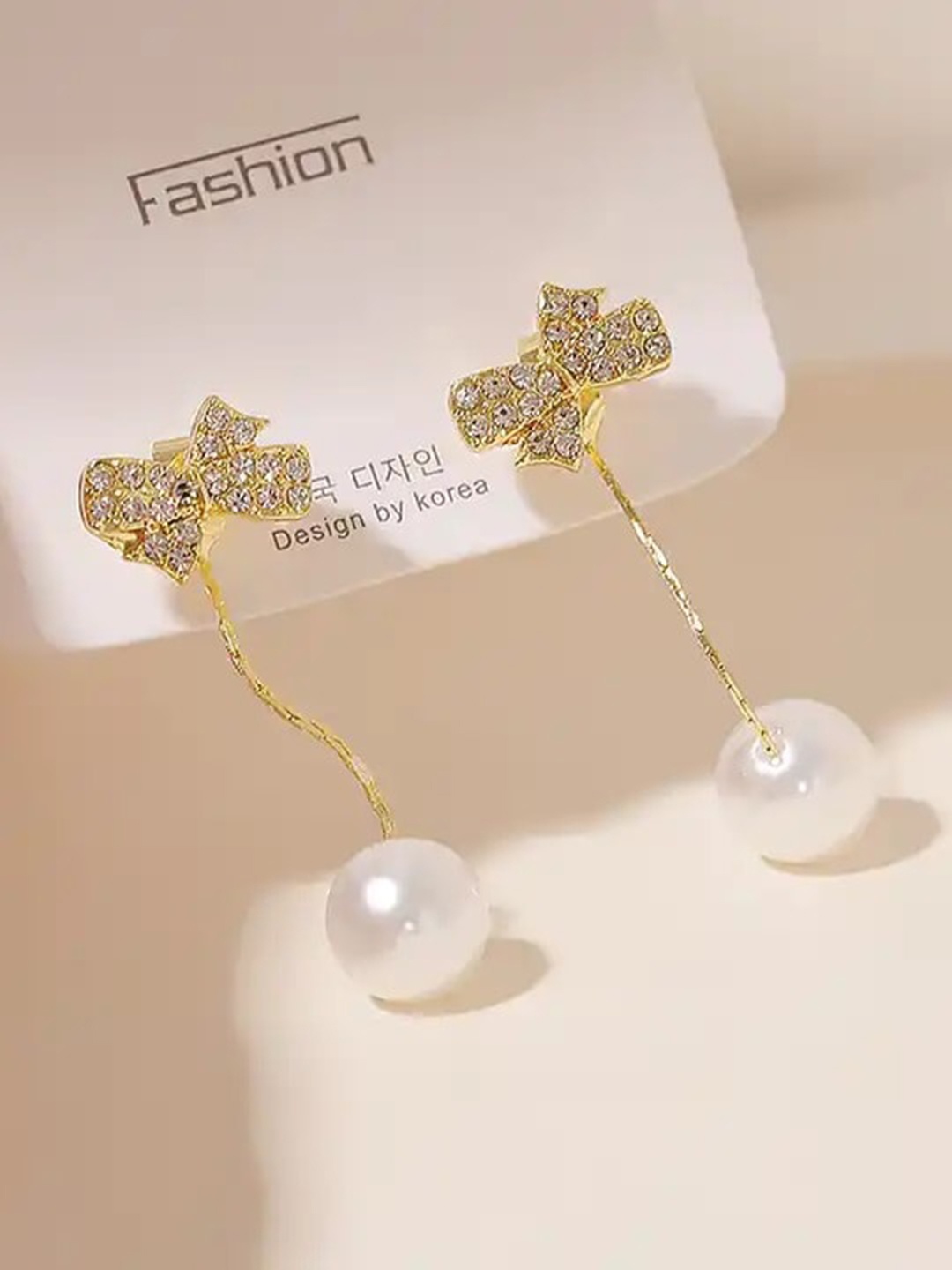

VIEN Gold-Plated Cubic Zirconia Contemporary Drop Earrings