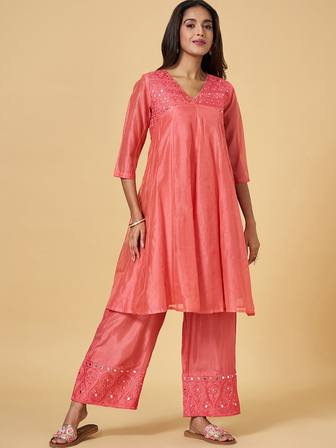 

RANGMANCH BY PANTALOONS Floral Embroidered Mirror Work Kurta With Trousers, Coral