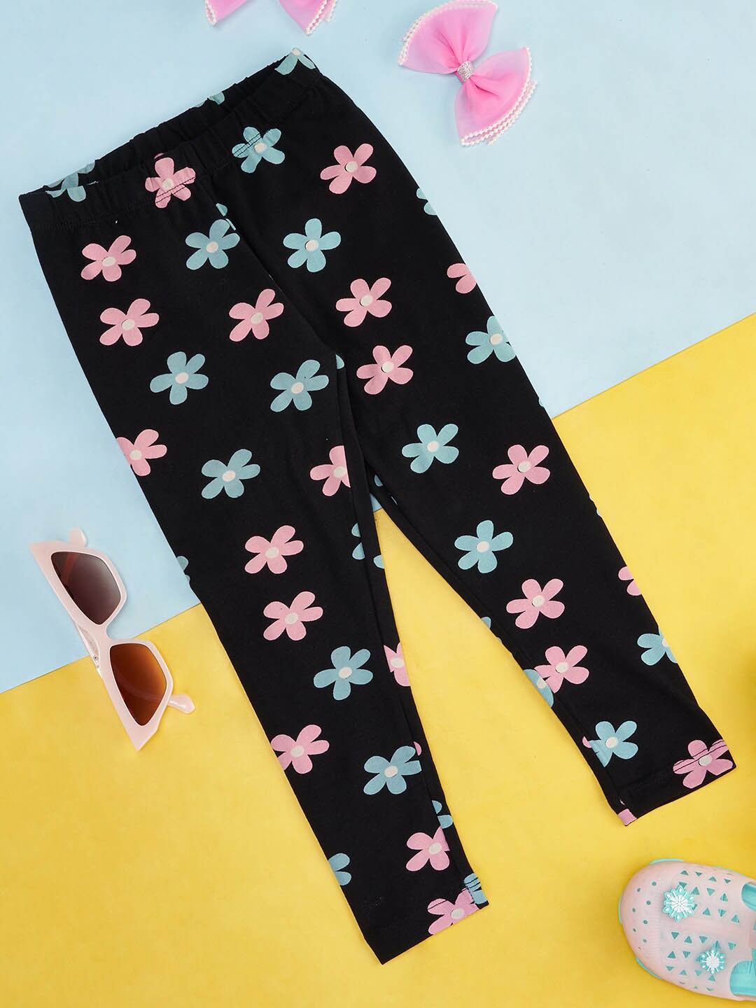 

Pantaloons Junior Girls Floral Printed Ankle-Length Cotton Leggings, Black