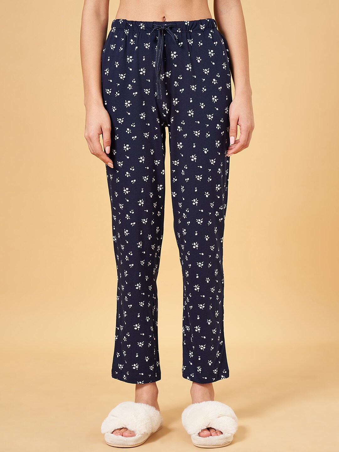 

Dreamz by Pantaloons Women Printed Mid-Rise Cotton Straight Lounge Pants, Navy blue