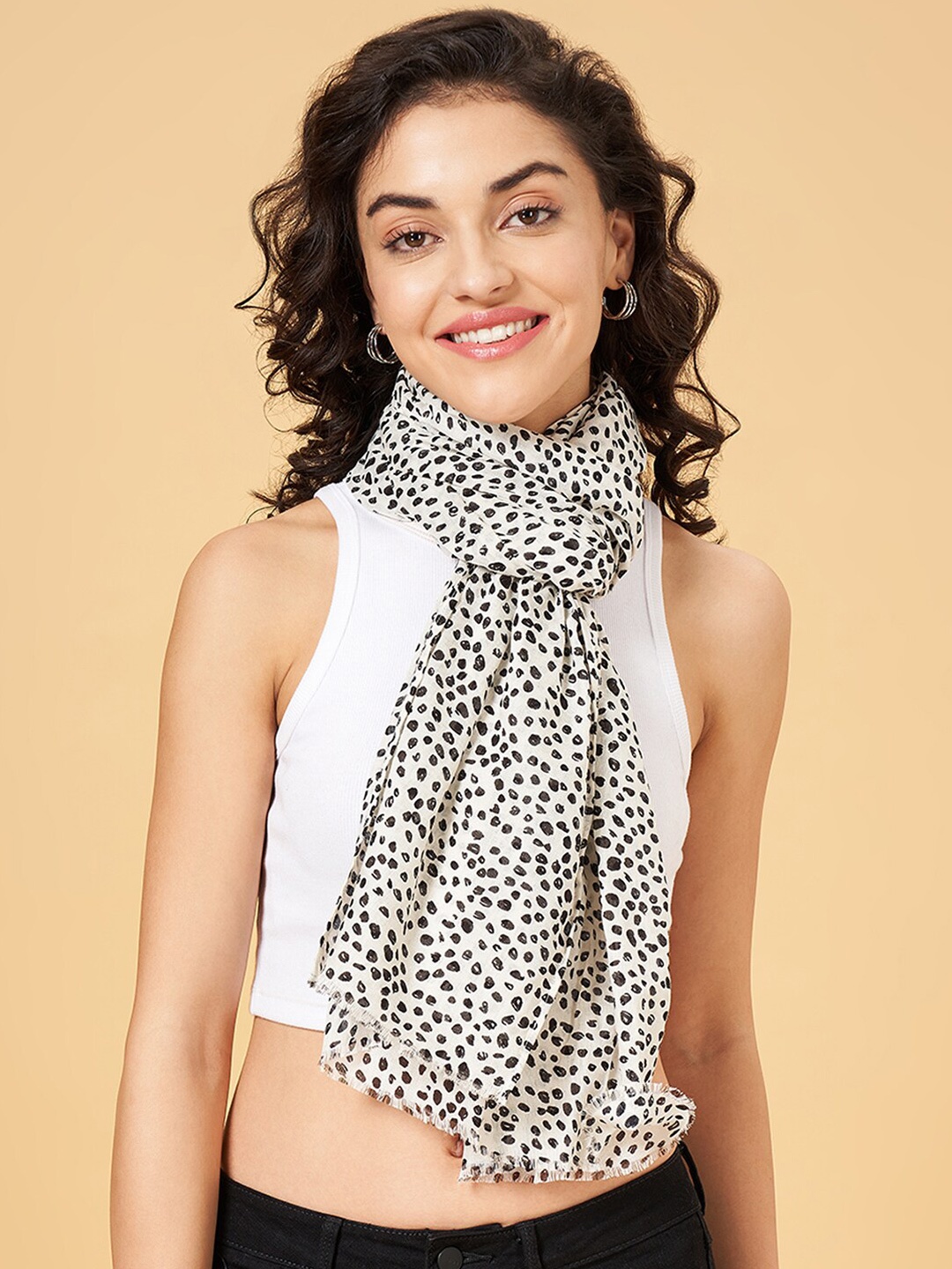 

Honey by Pantaloons Women Geometric Printed Scarf, Black