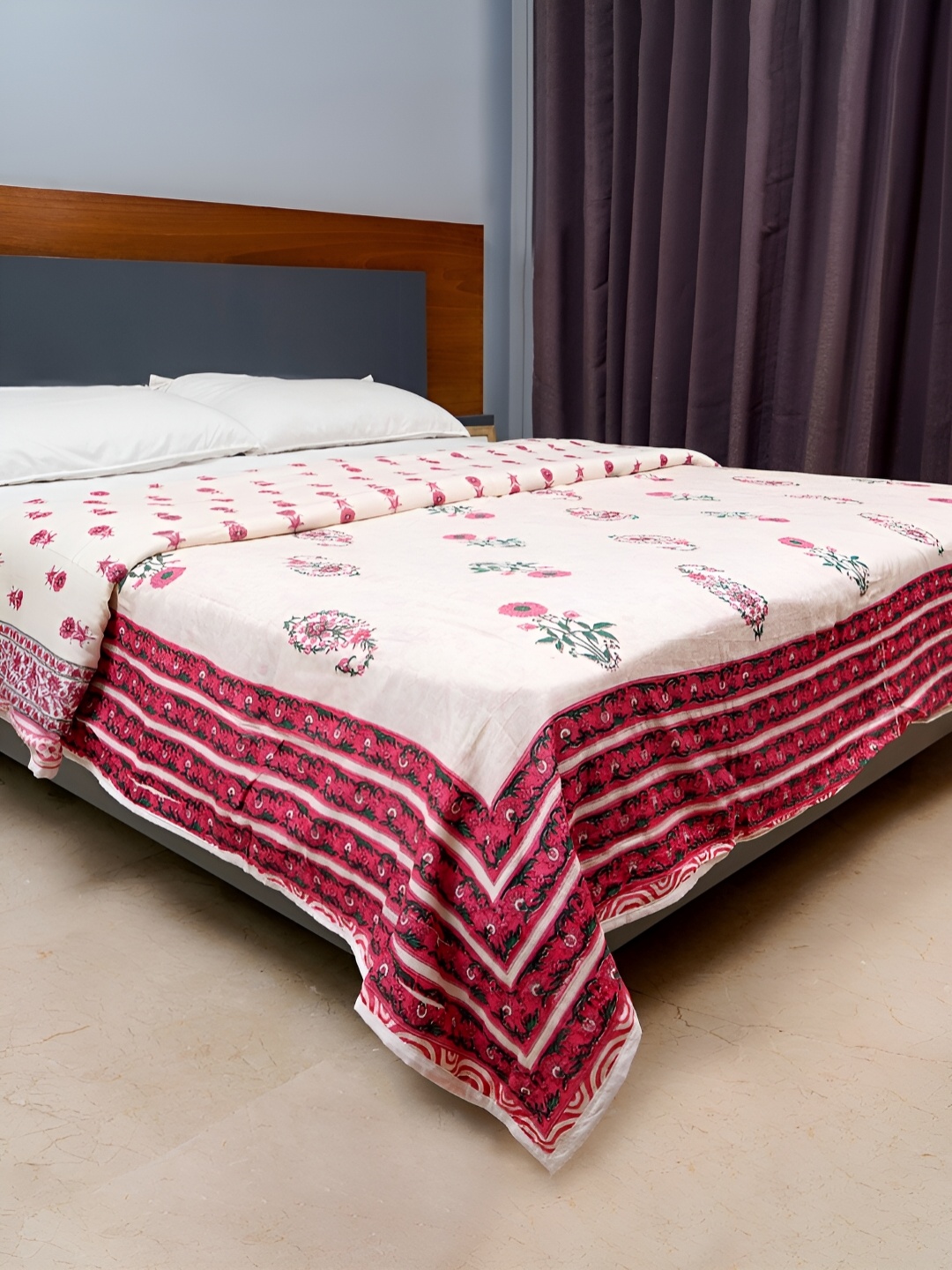 

inizio Pink & Cream Floral AC Room 200 GSM Double Bed Dohar