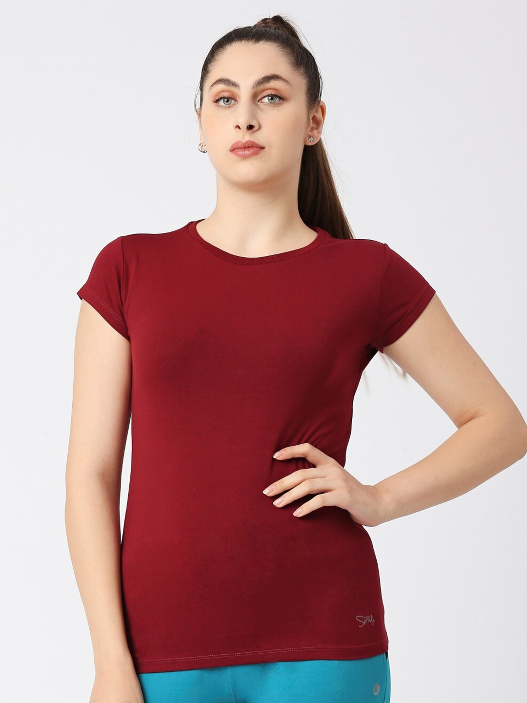 

Lovable Sport Round Neck Cotton T-Shirt, Maroon