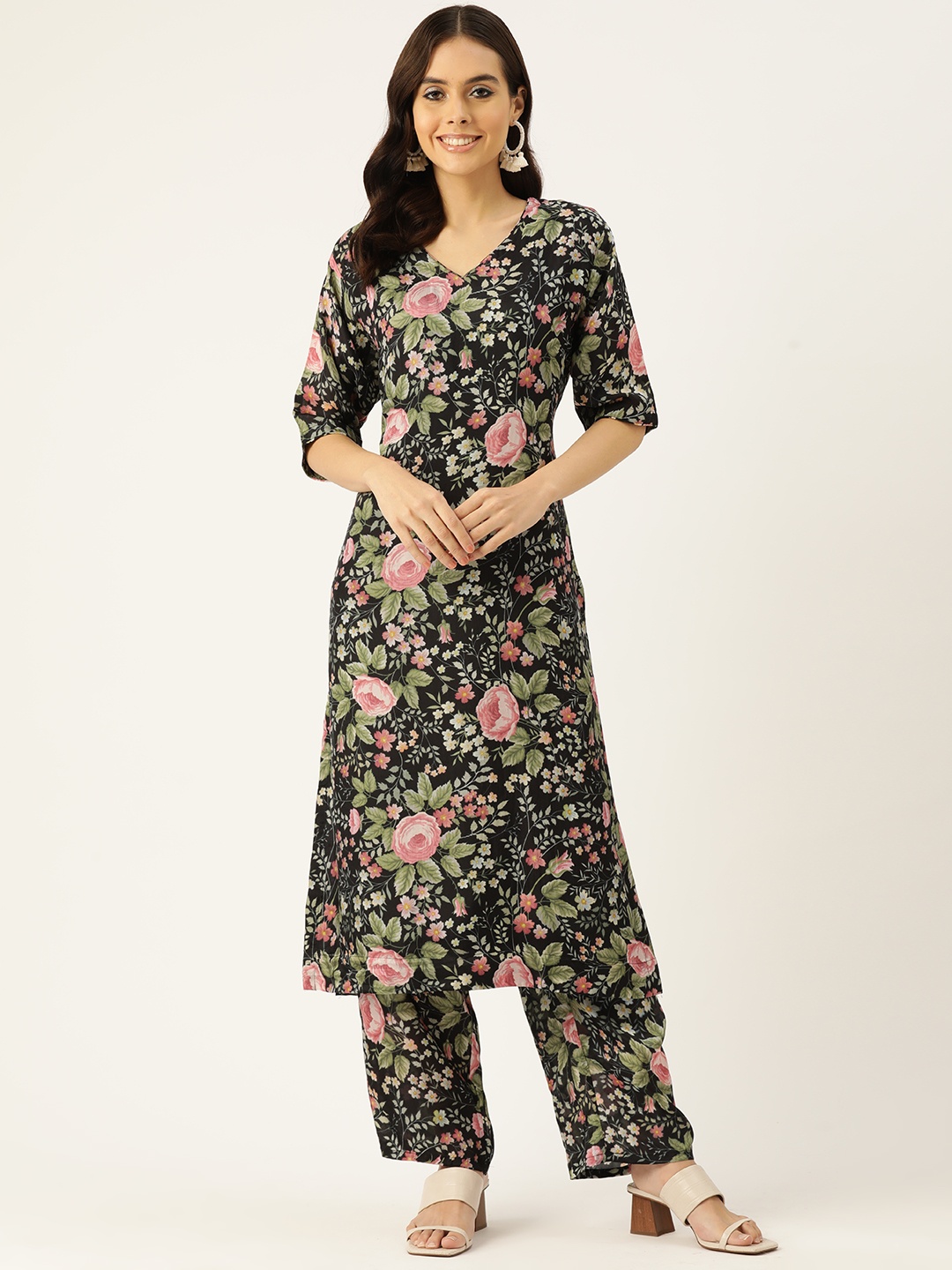 

Simaaya Floral Printed Regular Kurta with Palazzos, Black