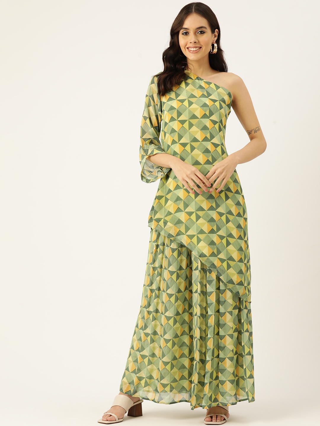 

Simaaya Printed Fusion Kurti with Palazzos, Green